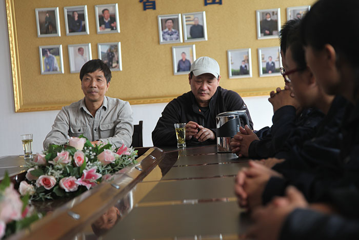 会上交谈